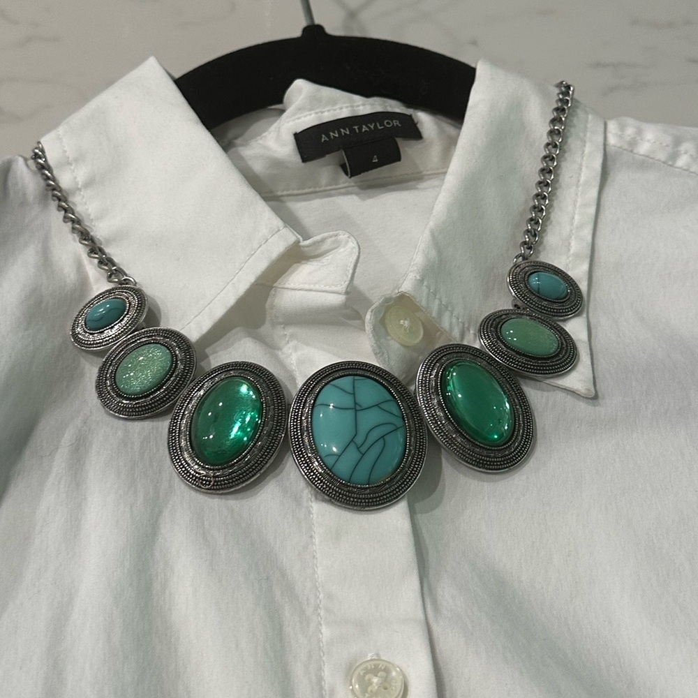 Charming Charlie blue & green colored necklace